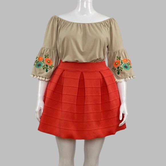 Express red pleated skirt - Picture 3 of 4